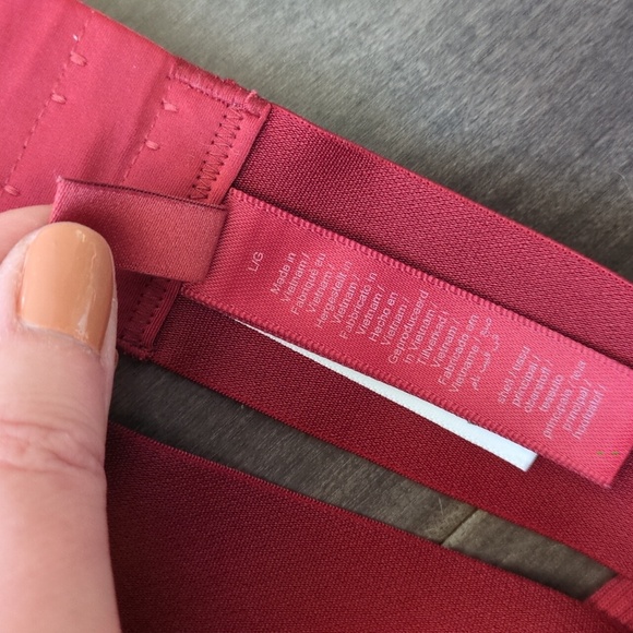 Skims Ribbed Red Lounge Set - Picture 8 of 8